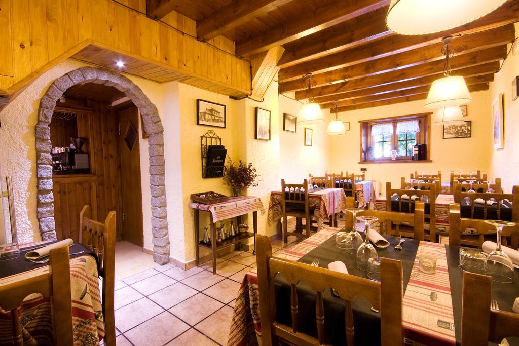 El Bouquet Hotell Pla de l'Ermita Exteriör bild
