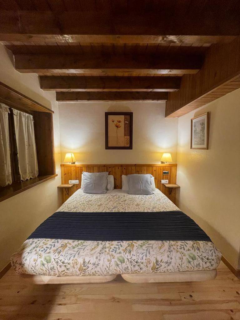 El Bouquet Hotell Pla de l'Ermita Exteriör bild